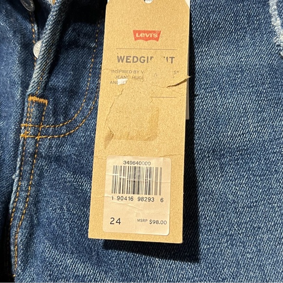Levi’s Wedgie Fit Straight Jeans Pants Ladies 24 ~ 00 NWT Medium Wash - Picture 6 of 10